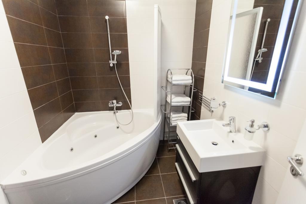 Deluxe Neli Apartman Zára